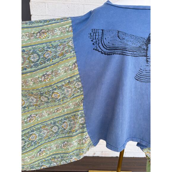 Blue Velvet L/XL Blue Bird Graphic Tee w/ Kantha Patchwork Poncho Sleeves - Picture 8 of 10